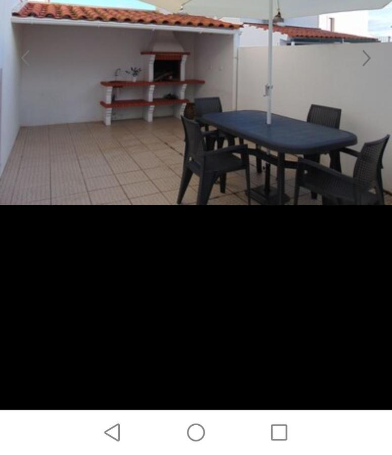 Casinha Res Do Chao Na Nazare Com Quintal E Barbecue Nazaré Exterior foto