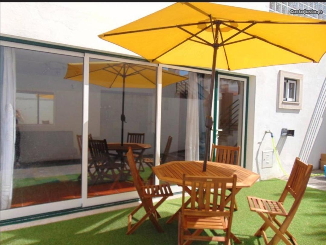 Casinha Res Do Chao Na Nazare Com Quintal E Barbecue Nazaré Exterior foto